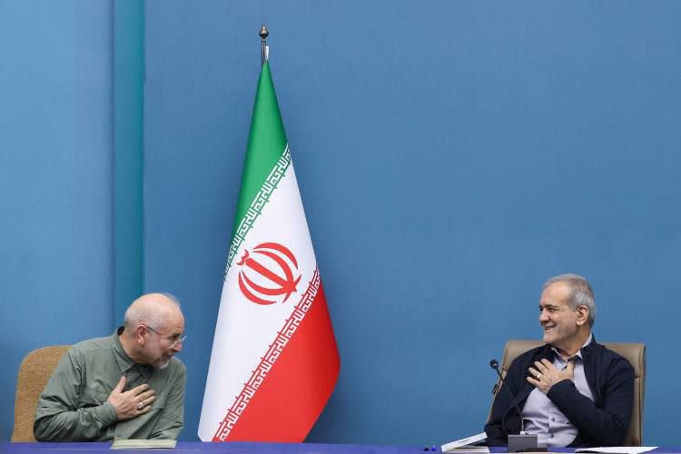 برگزاری نشست بهرهبرداری حداکثری از ظرفیتهای اقتصادی استانهای مرزی + تصاویر