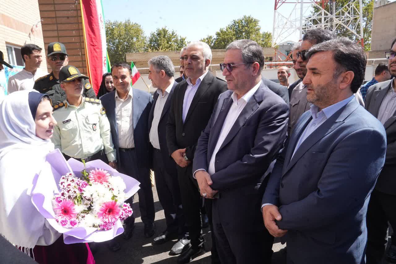 برگزاری آیین افتتاح مدرسه 12 کلاسه در سلماس + تصاویر