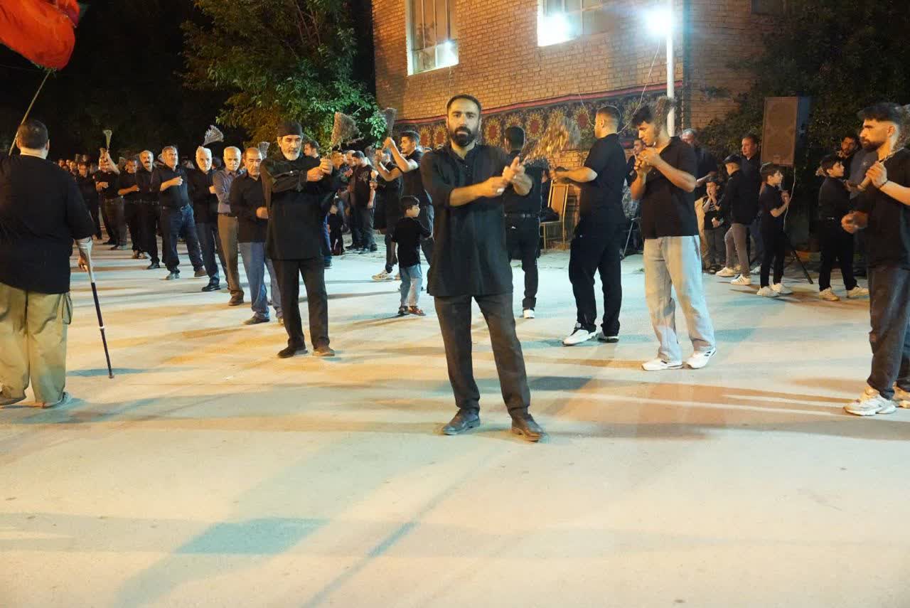 برگزاری آیین عزاداری شبهای محرم و شهادت اباعبدالله الحسین (ع) در روستای آزادگان ارومیه + تصاویر