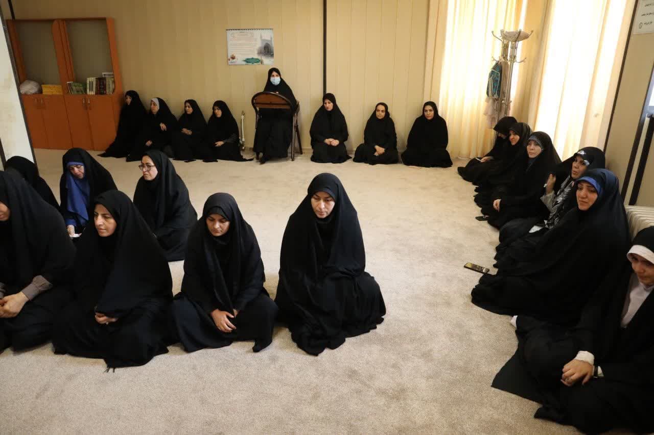 آلبوم تصویری / حضور خادمین حرم مطهر حضرت امام رضا (علیه السلام ) در جمع همکاران استانداری آذربایجانغربی