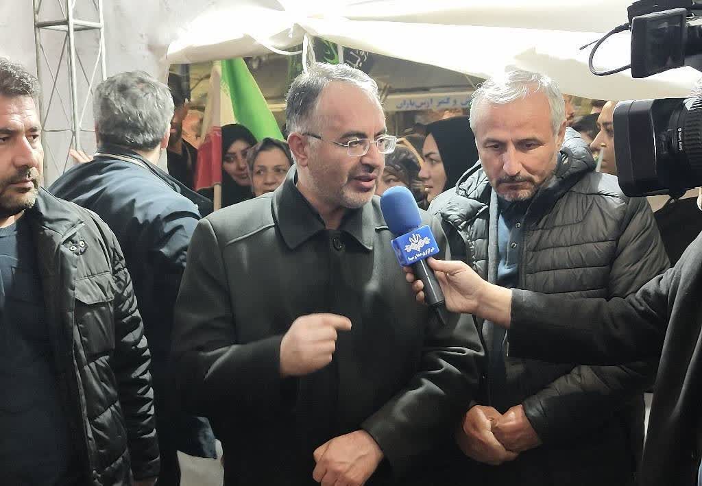 توزیع و غرس نهال به یاد شهدای جنگ تحمیلی در ارومیه