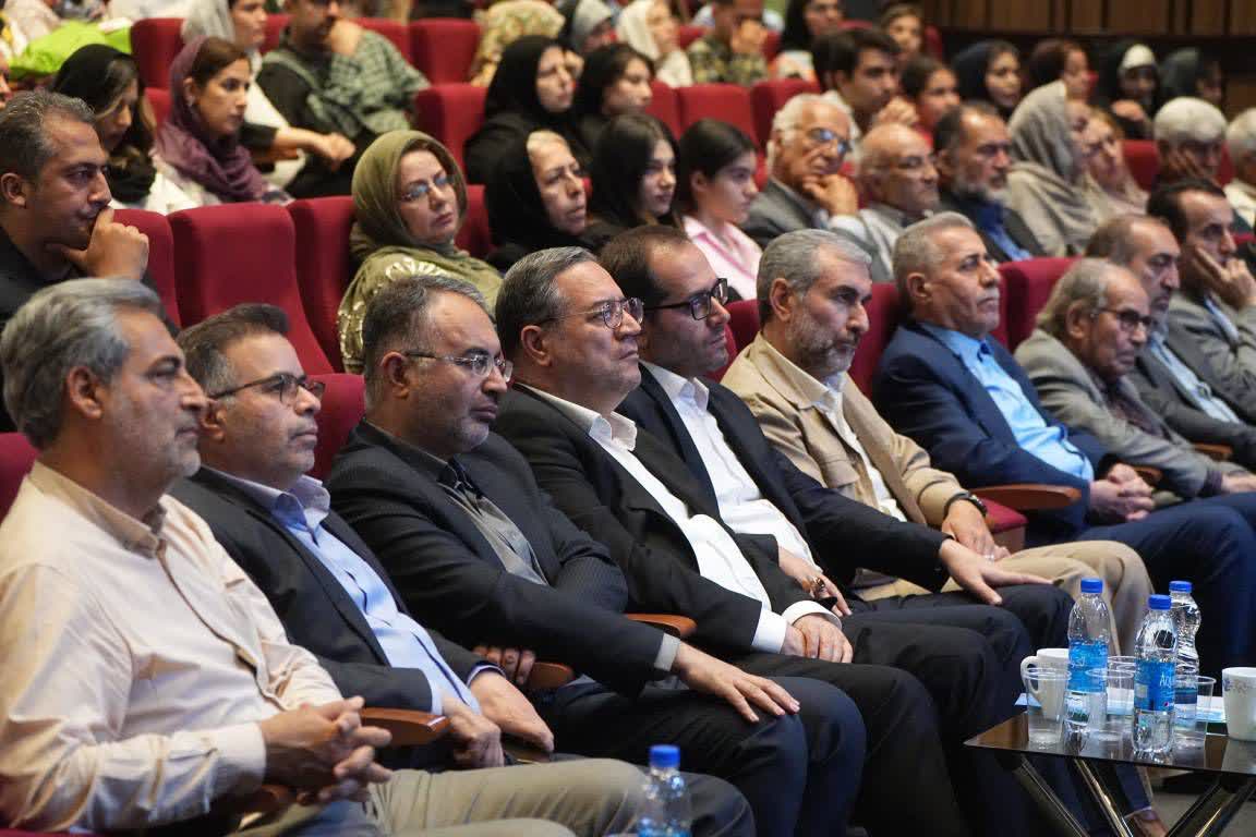 آلبوم تصویری / برگزاری آیین تجلیل از اصحاب فرهنگ و هنر آذربایجانغربی