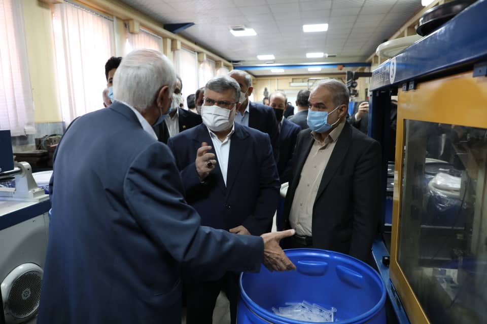 بازدید استاندار آذربایجان غربی از دو واحد دانش بنیان در ارومیه