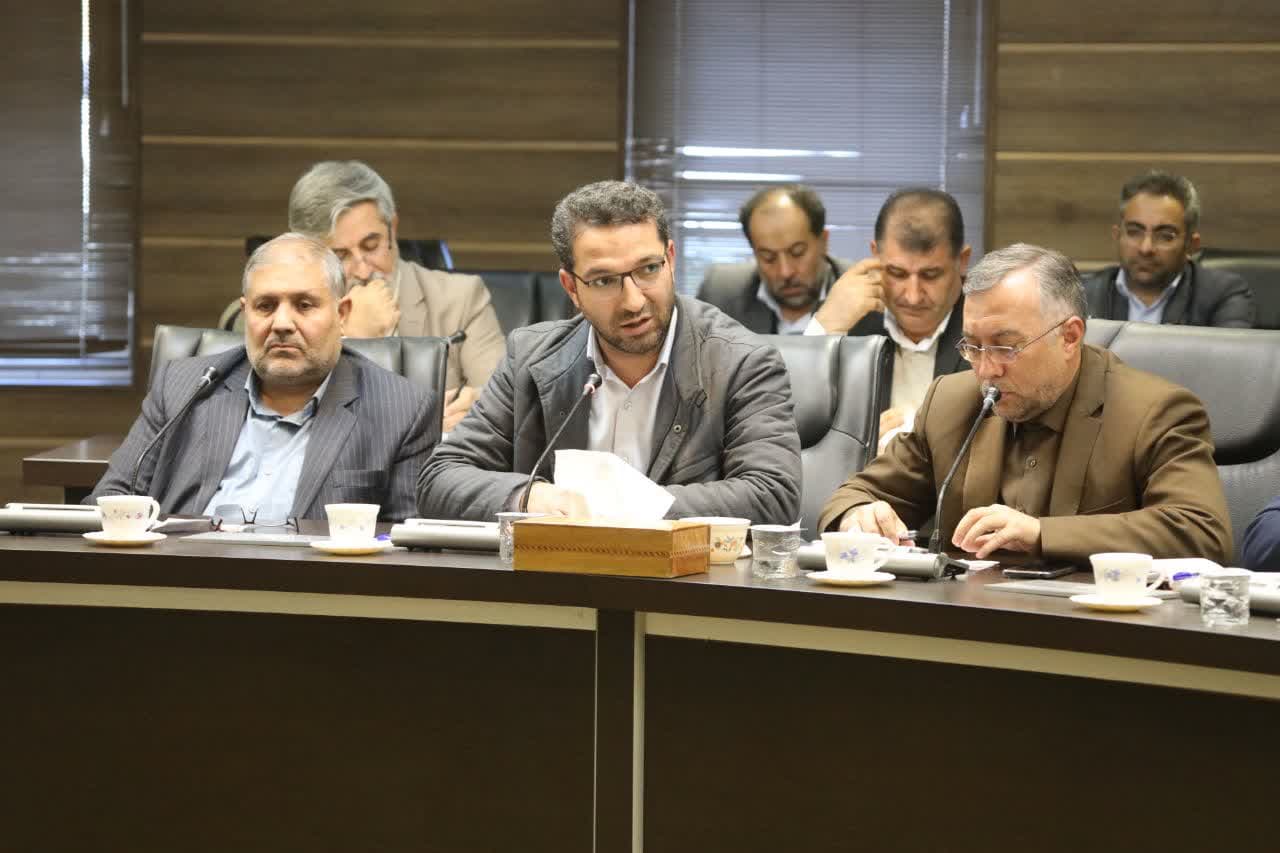 آلبوم تصویری / نشست مشترک فرمانداران استان با معاونین و مشاوران استاندار و مدیران ستادی استانداری آذربایجان غربی