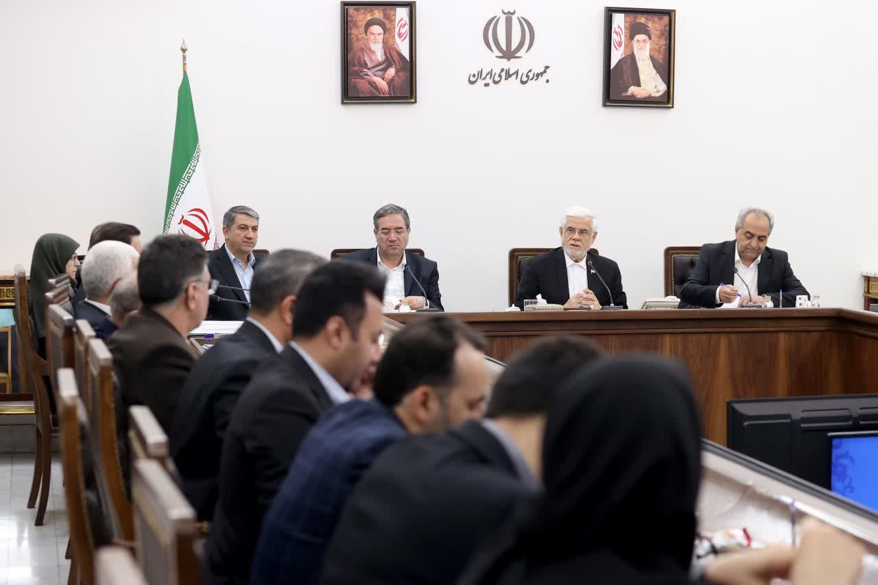 برگزاری جلسه کارگروه ملی نجات دریاچه ارومیه + تصاویر