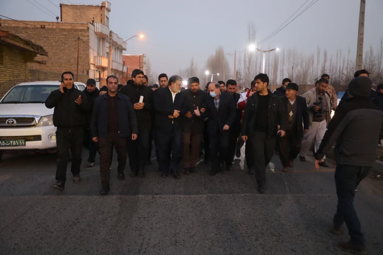 آلبوم تصویری / بازدید استاندار آذربایجانغربی و رئیس سازمان مدیریت بحران کشور از مناطق زلزله زده شهرستان خوی