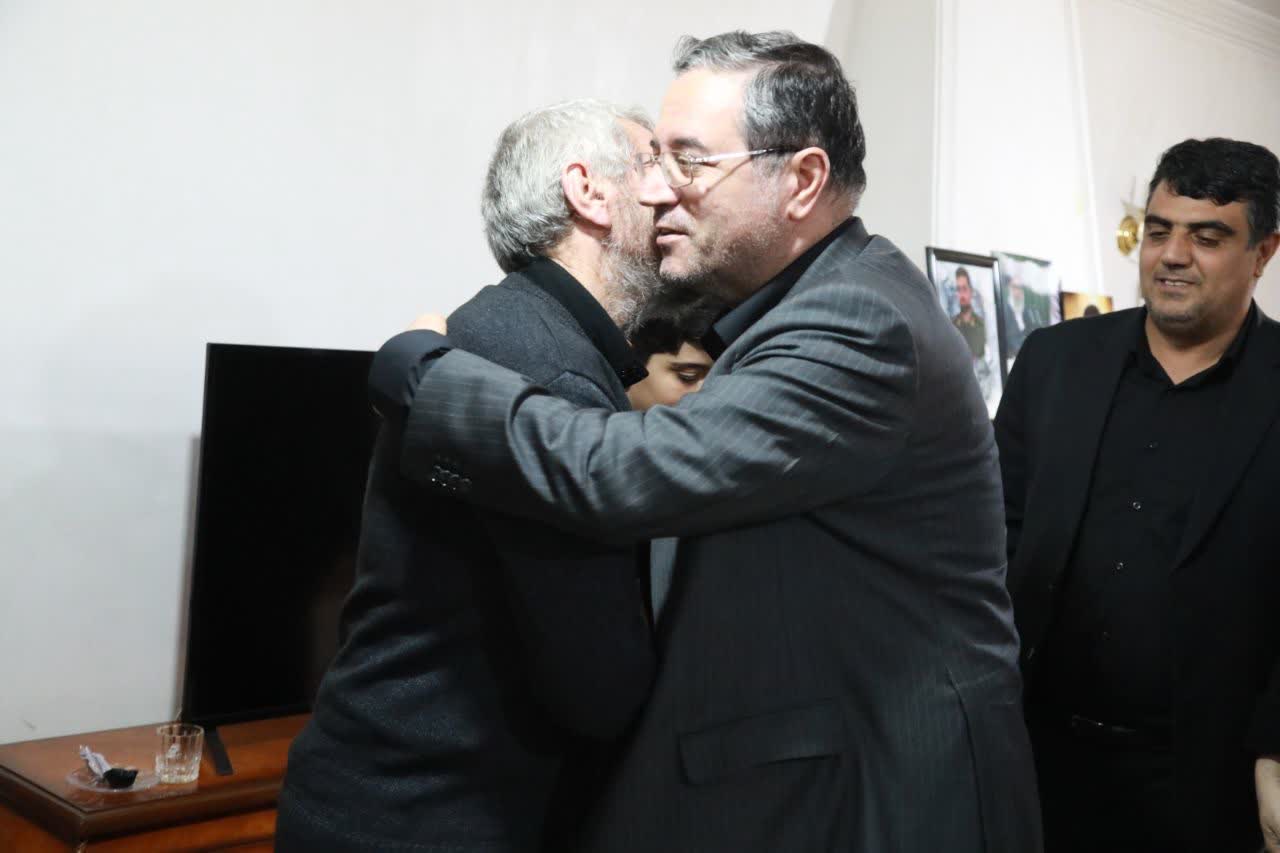 دیدار استاندار آذربایجان‌غربی با خانواده شهیدان علیپور و عبادی در ارومیه + تصاویر