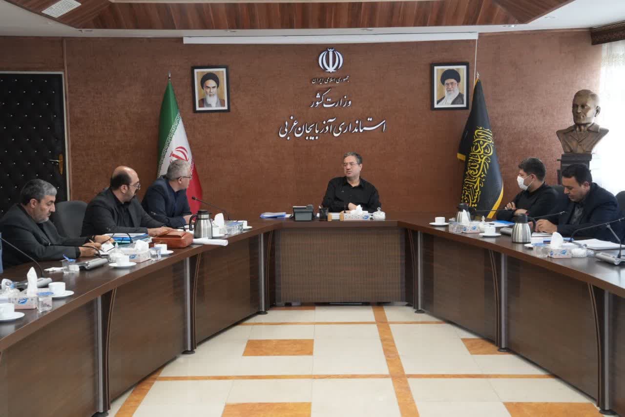 برگزاری جلسه کمیسیون ماده 5 شهرستانهای ارومیه، خوی و سلماس + تصاویر