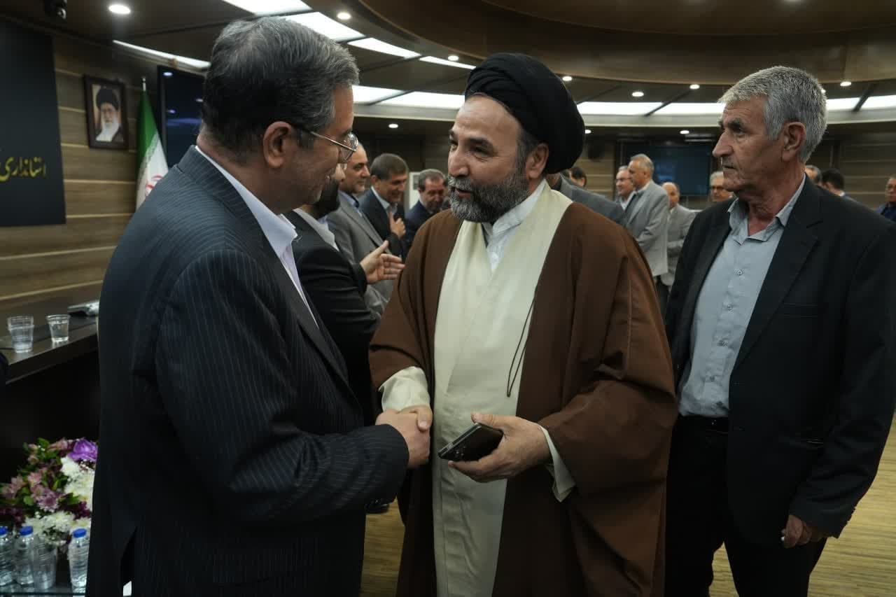 آلبوم تصویری / دیدار استاندار آذربایجانغربی با اقشار مختلف به مناسبت اعیاد نوروز و فطر