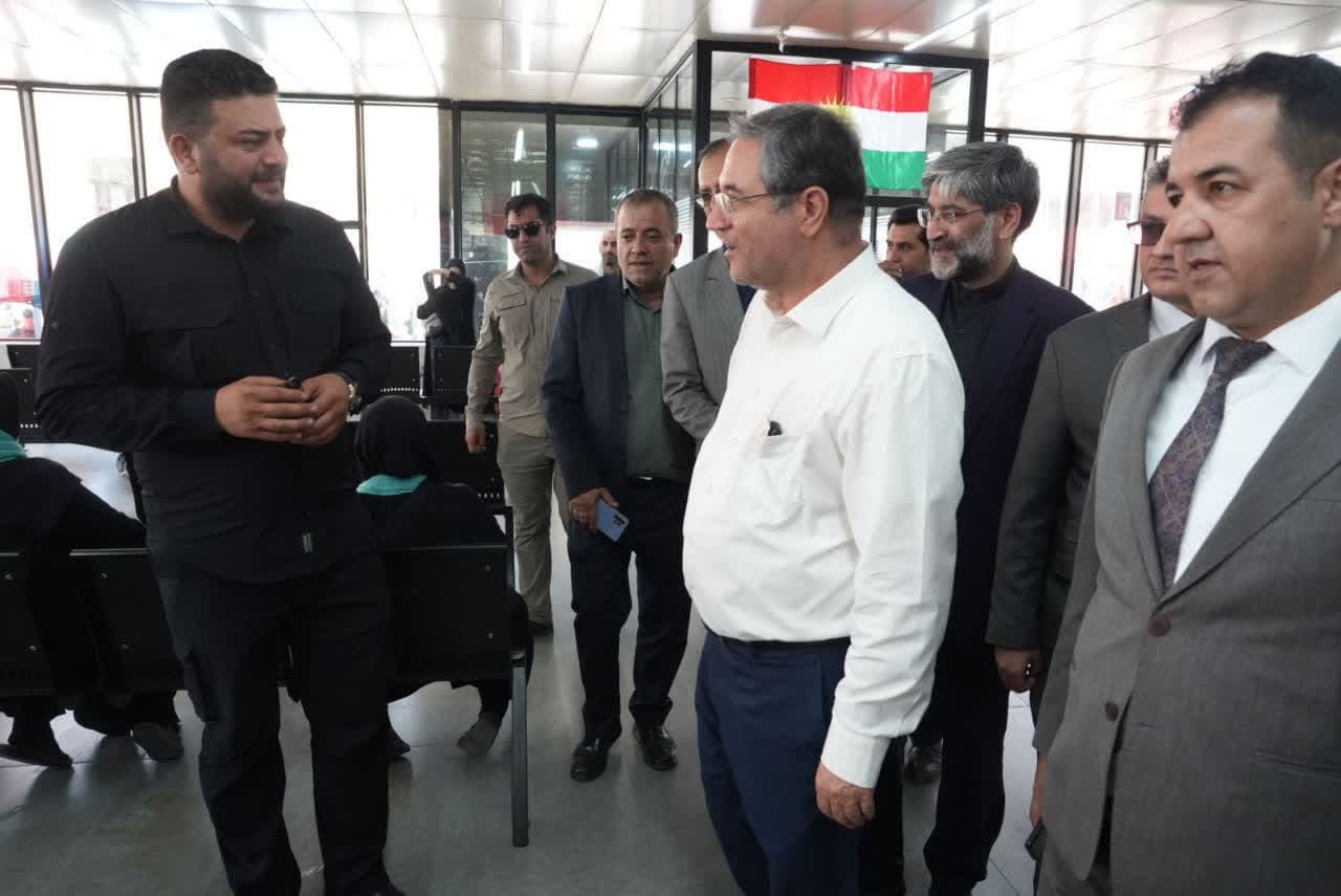 بازدید استاندار آذربایجانغربی از روند ارائه خدمات به زائران اربعین حسینی + تصاویر
