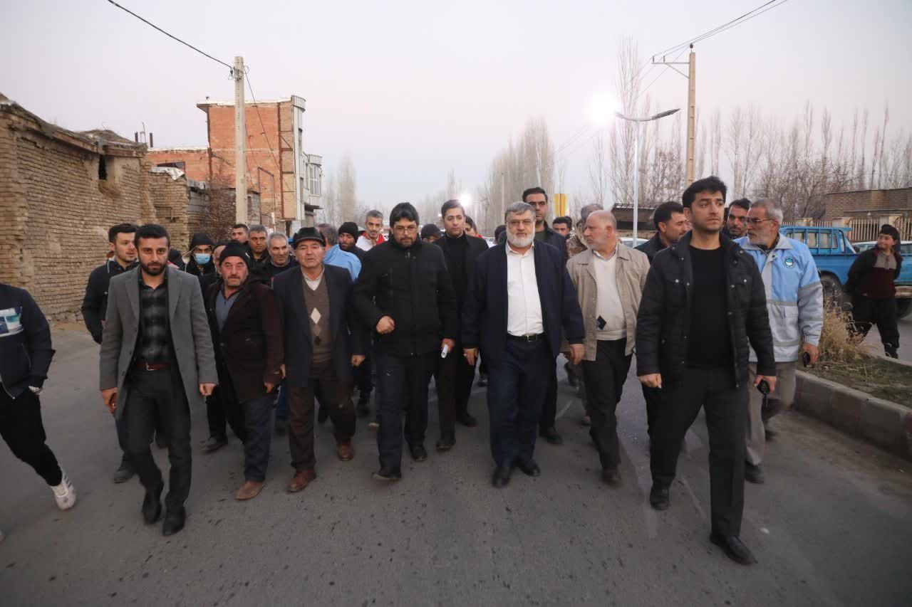 آلبوم تصویری / بازدید استاندار آذربایجانغربی و رئیس سازمان مدیریت بحران کشور از مناطق زلزله زده شهرستان خوی