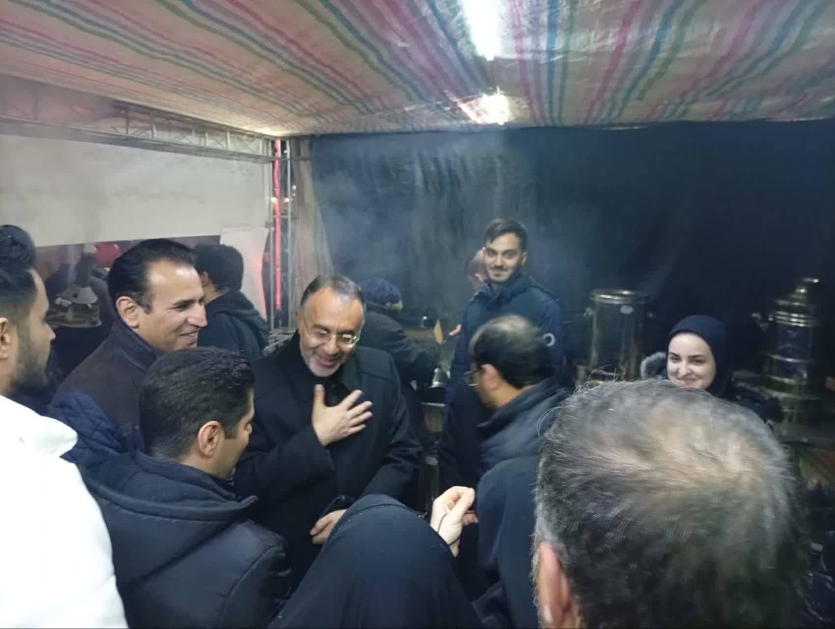 بازدید معاون استاندار آذربایجان‌غربی از فعالیت موکب سازمان‌های مردم نهاد در ارومیه