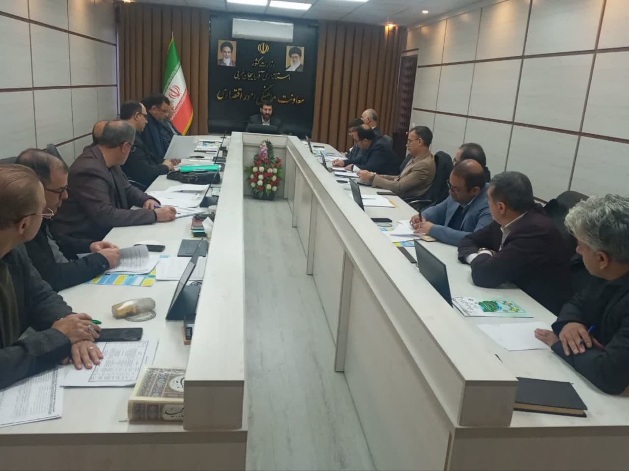 برگزاری جلسه برنامه ریزی برای ایجاد هنرستان های جوار صنعت در استان + تصاویر