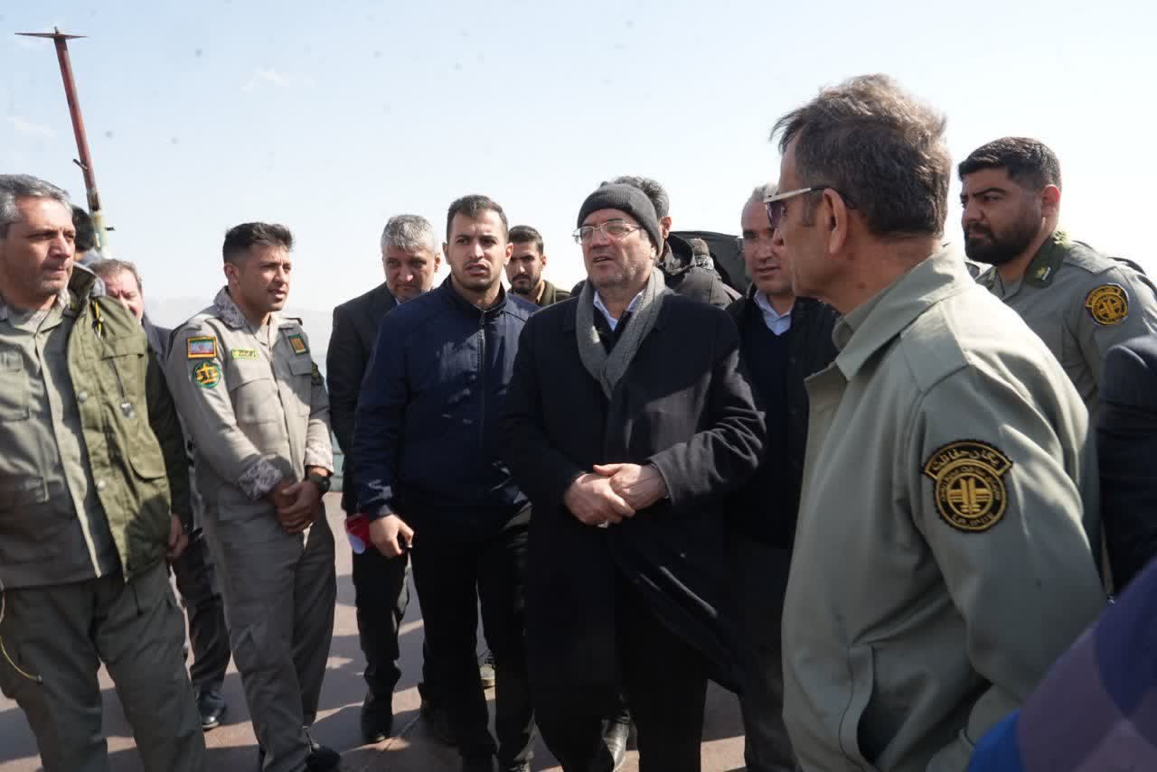 بازدید استاندار آذربایجان‌غربی از دریاچه ارومیه + تصاویر