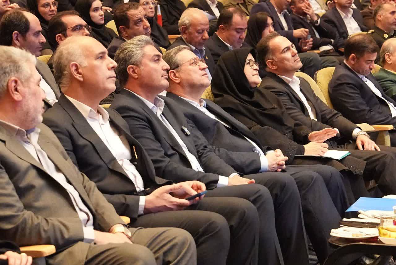 آلبوم تصویری / برگزاری آیین تجلیل از واحدهای نمونه استاندارد آذربایجانغربی