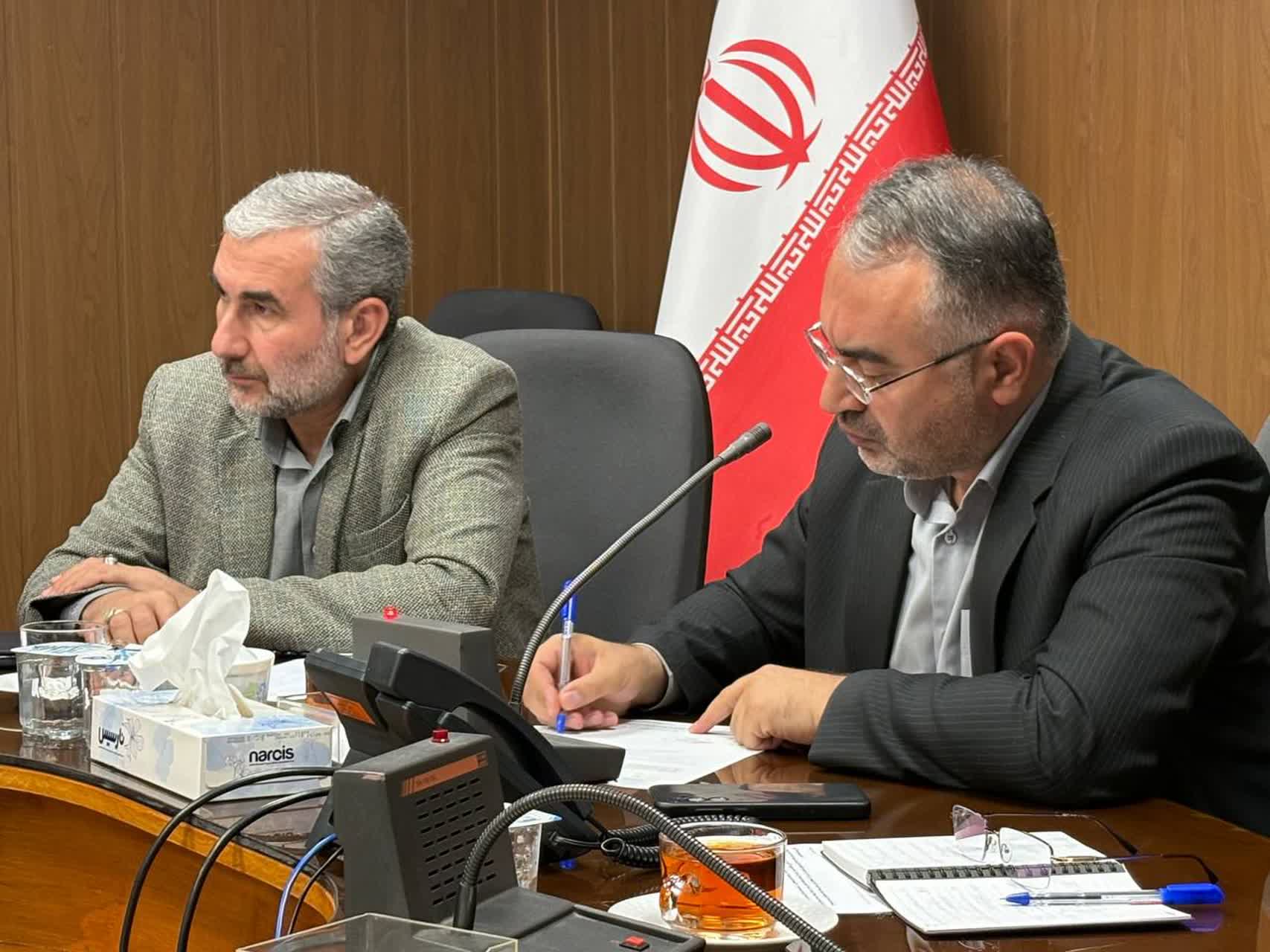 همصدایی برای ساختن فردای روشن آذربایجانغربی