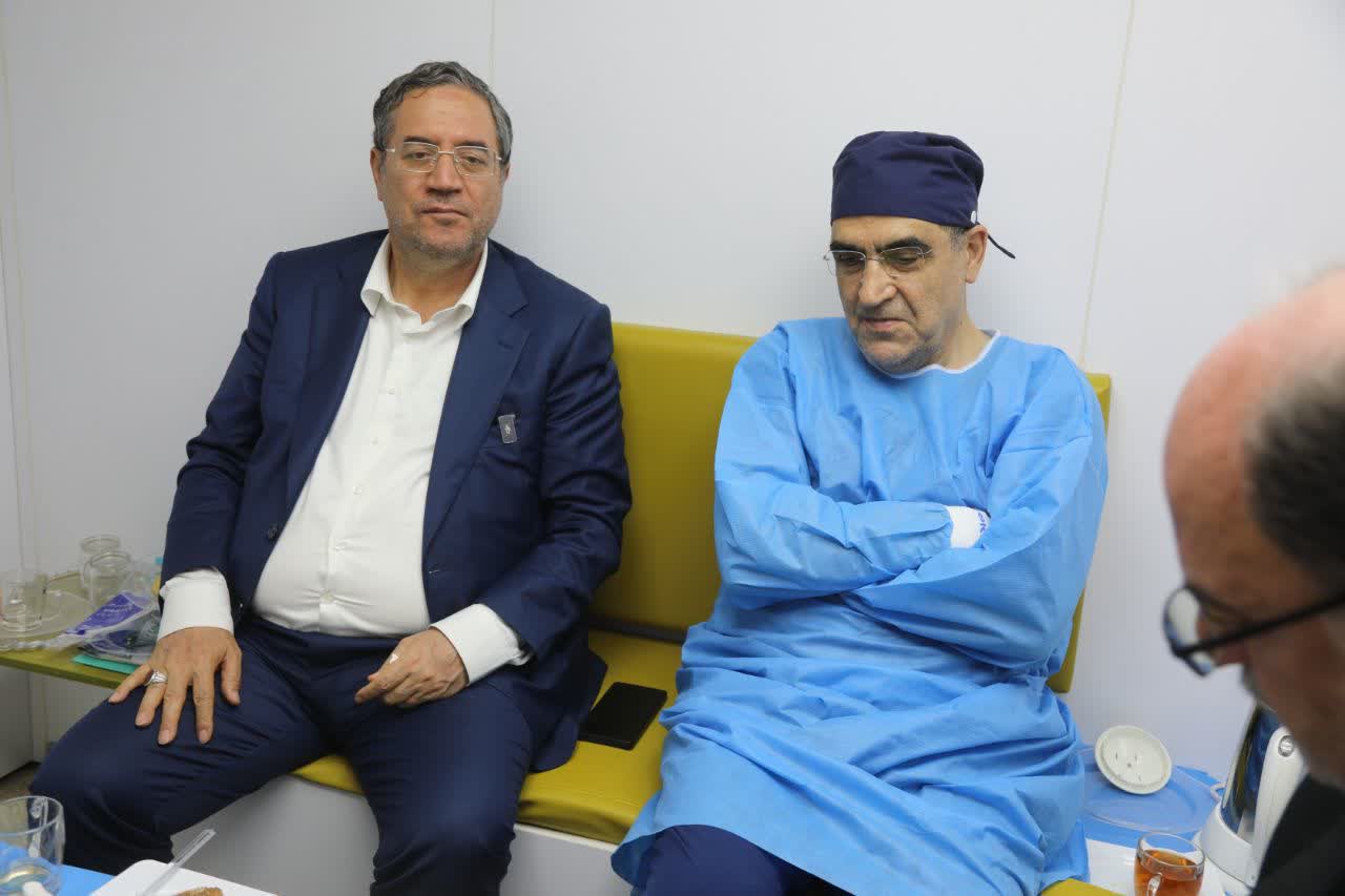 دیدار استاندار آذربایجانغربی با دکتر قاضیزاده هاشمی در نقده + تصاویر