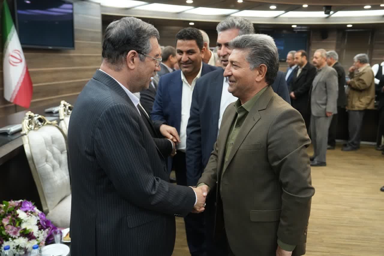 آلبوم تصویری / دیدار استاندار آذربایجانغربی با اقشار مختلف به مناسبت اعیاد نوروز و فطر