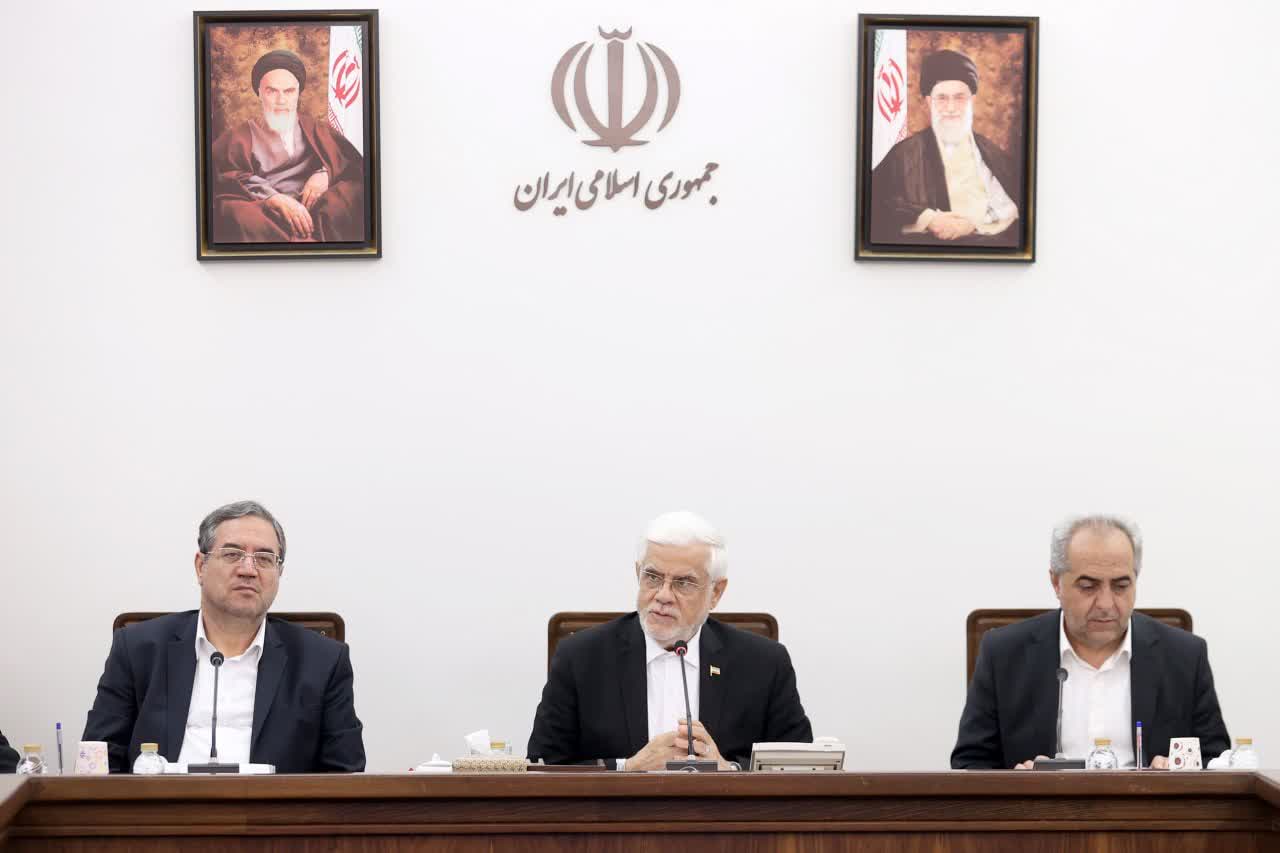 برگزاری جلسه کارگروه ملی نجات دریاچه ارومیه + تصاویر