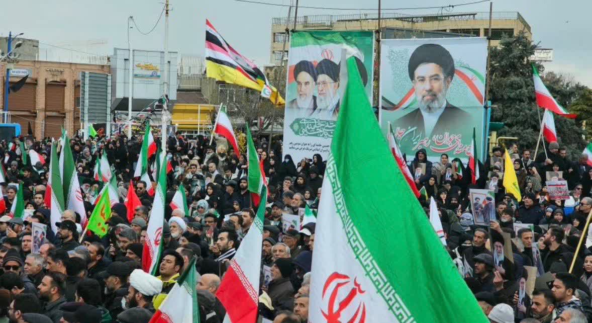 برگزاری اجتماع میثاق با امام شهید امت و بیعت با رهبر منتخب خبرگان ملت در ارومیه + تصاویر