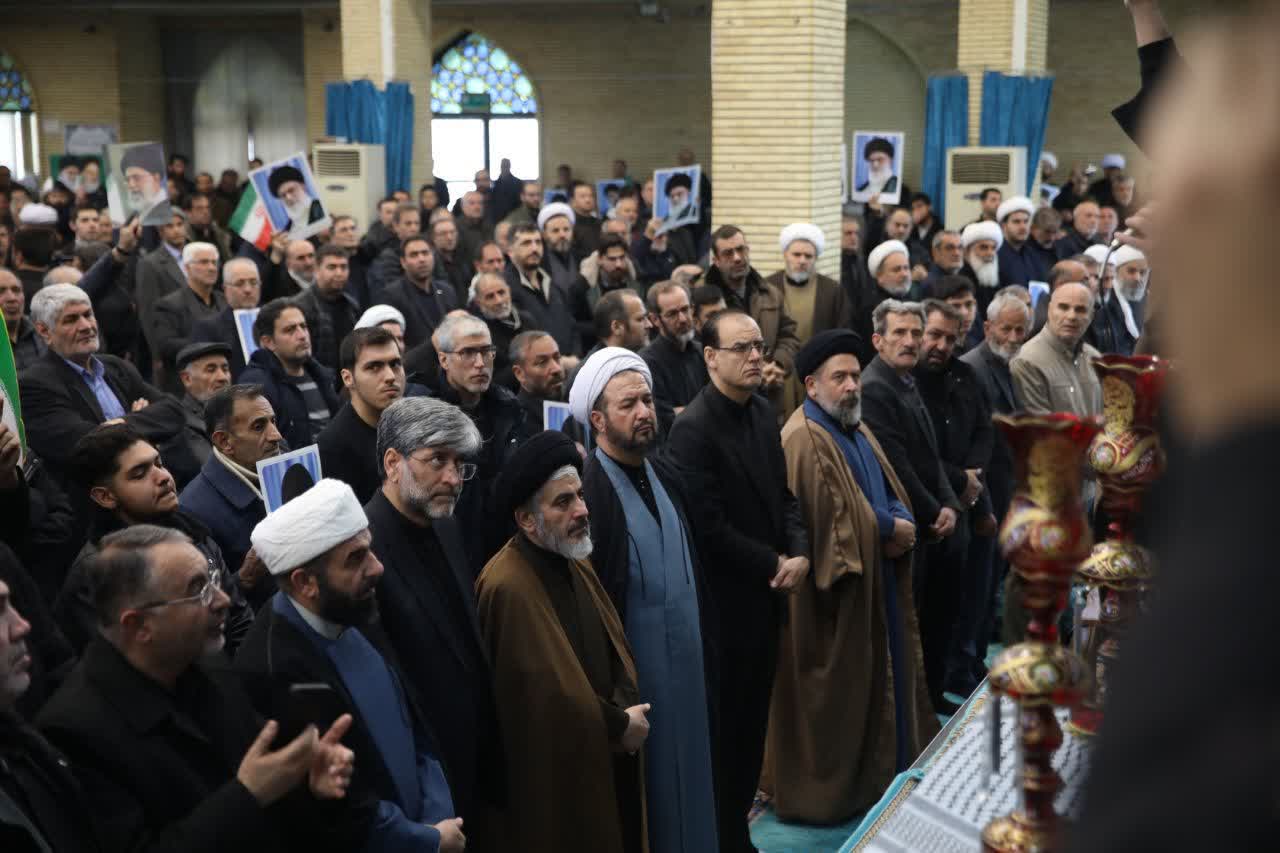 تجمع مردم ارومیه در پی شهادت مقام معظم رهبری + تصاویر