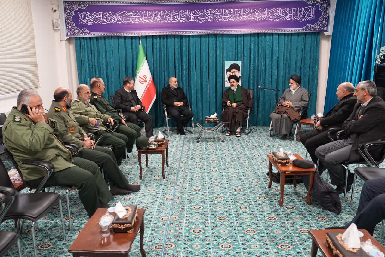 دیدار جانشین فرمانده کل سپاه پاسداران و استاندار آذربایجان‌غربی با نماینده ولی فقیه در استان + تصاویر