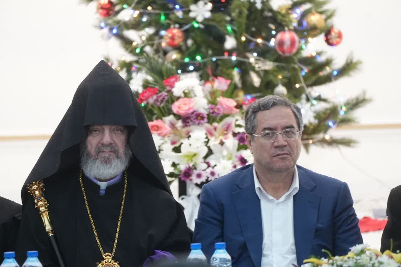 دیدار استاندار آذربایجان‌غربی با ارامنه شهرستان ارومیه + تصاویر