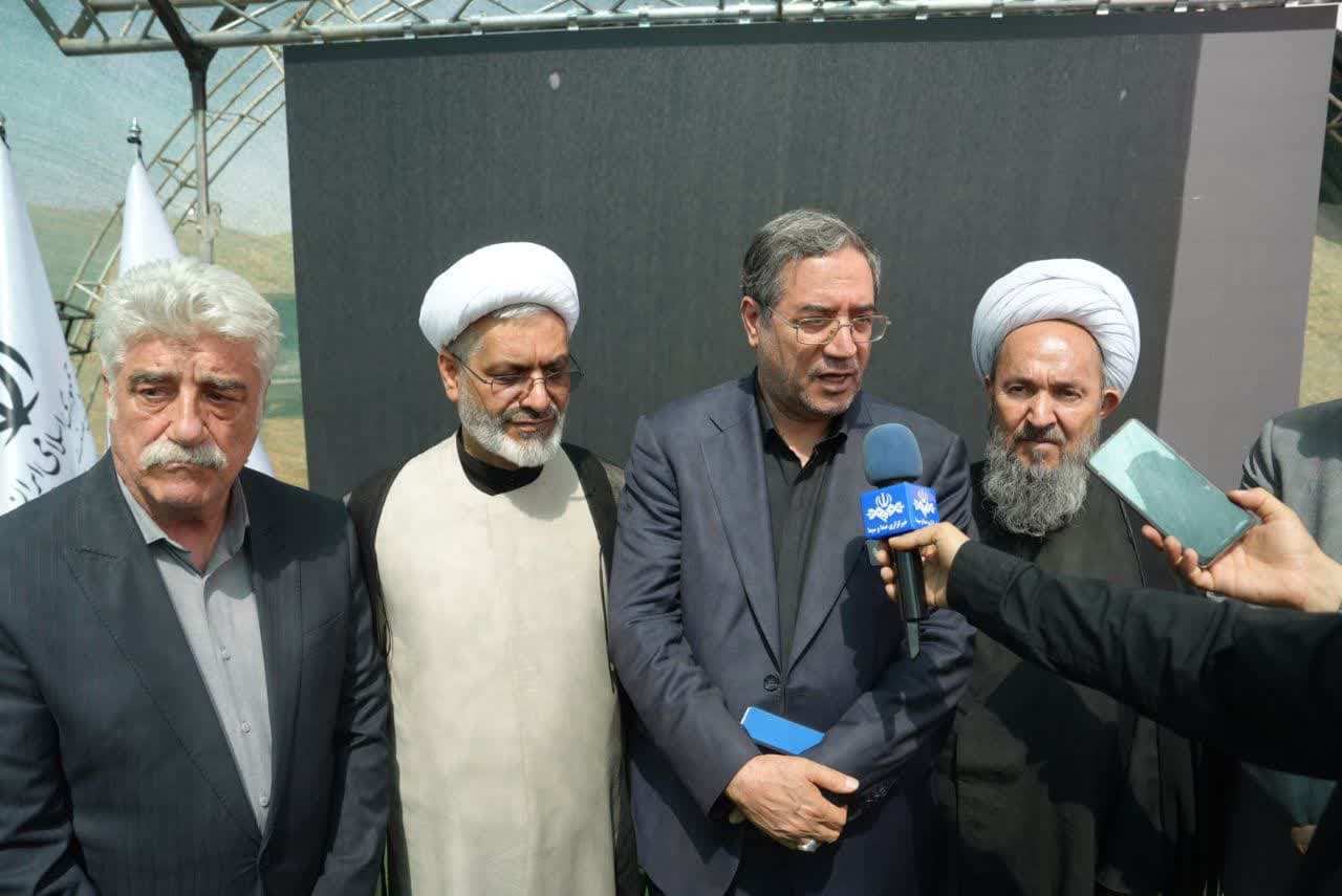 برگزاری آیین کلنگزنی واحد فرآوری سیلیس در شهرستان شاهیندژ + تصاویر