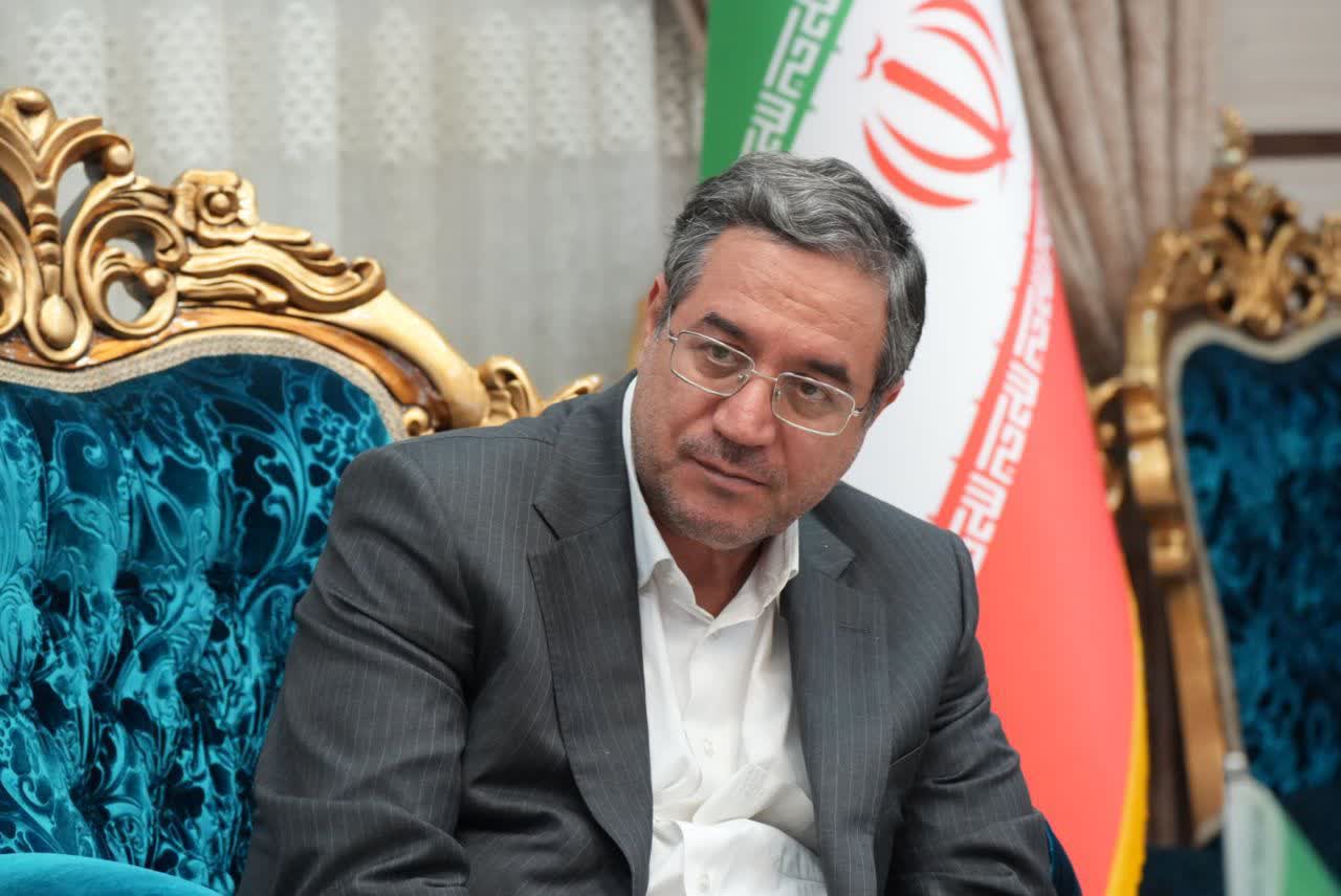 دیدار رئیس مرکز تحقیقات راه، مسکن و شهرسازی با استاندار آذربایجانغربی + تصاویر