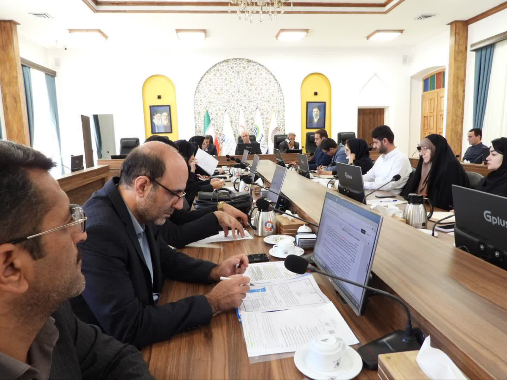 تمرکز مرکز خدمات سرمایهگذاری آذربایجانغربی بر شفافسازی فرآیند صدور مجوزها