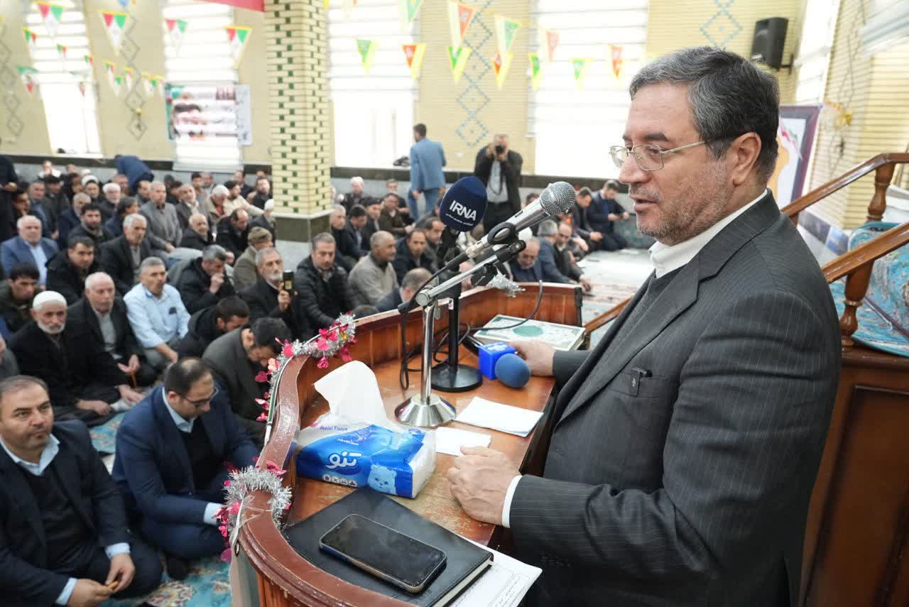 حضور استاندار آذربایجان‌غربی در نماز جمعه شهر محمدیار + تصاویر