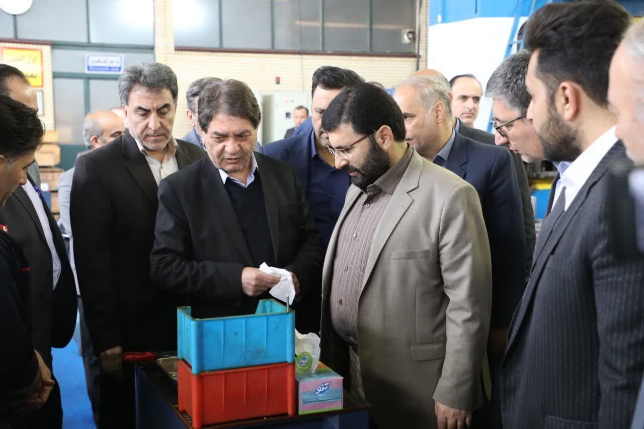 آلبوم تصویری / بازدید معاون هماهنگی امور اقتصادی استاندار آذربایجان غربی از سه شرکت تولیدی و صنعتی در ارومیه