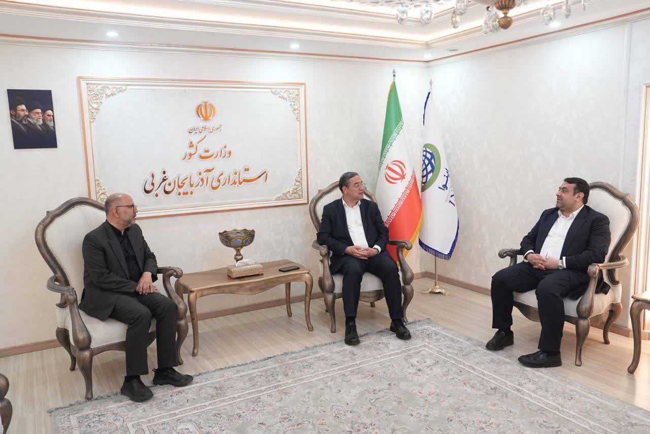 دیدار مدیرعامل بانک ملی و معاون وزیر اقتصادی و دارایی با استاندار آذربایجان‌غربی + تصاویر