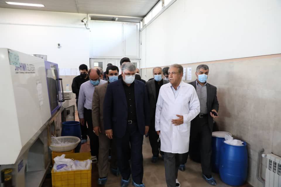 آلبوم تصویری / بازدید استاندار آذربایجان غربی از شرکت های اطلس سرنگ و الماس فیلم آذربایجان و گلناب ارومیه