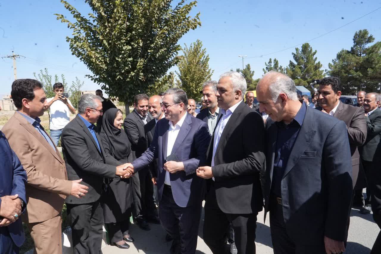 آغاز سفر استاندار آذربایجانغربی به شهرستان سلماس + تصاویر