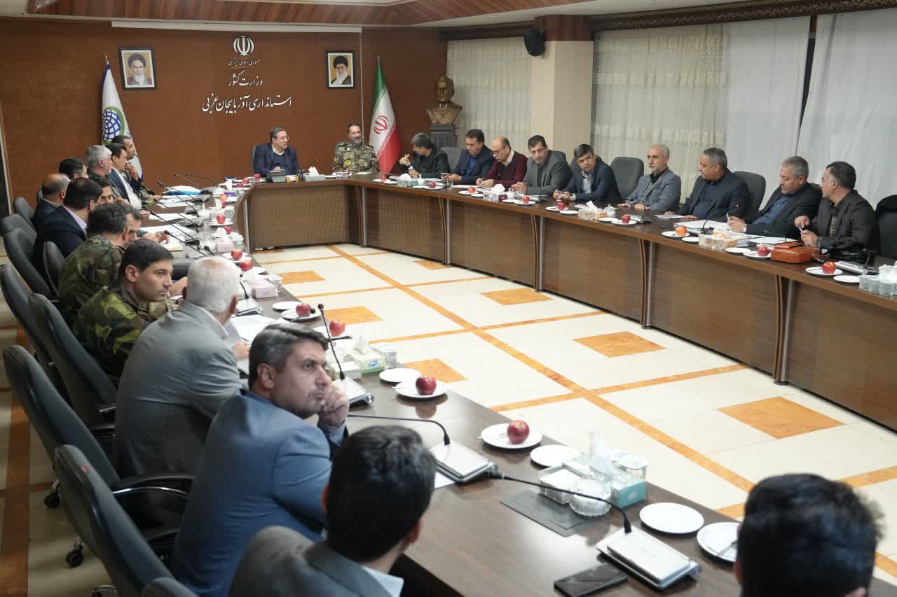 برگزاری جلسه کمیسیون ماده 5 آذربایجانغربی + تصاویر