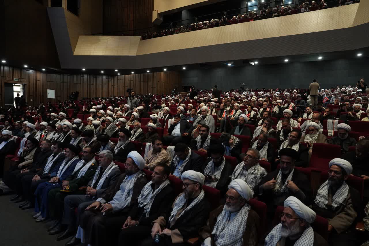 آلبوم تصویری / برگزاری مراسم بزرگداشت اسطوره وحدت در جهان اسلام
