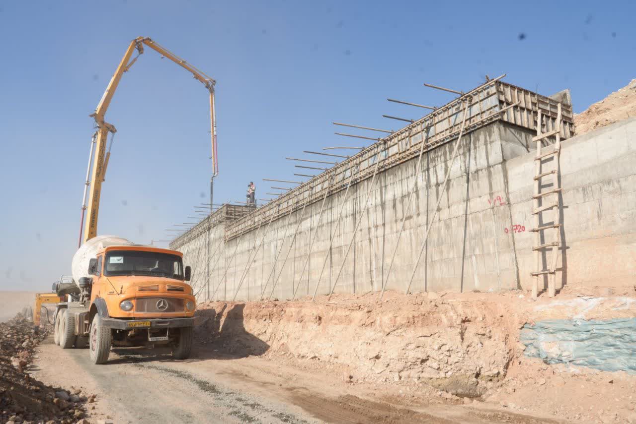 بازدید استاندار آذربایجانغربی از پروژه احداث کنارگذر شمالغربی میاندوآب + تصاویر