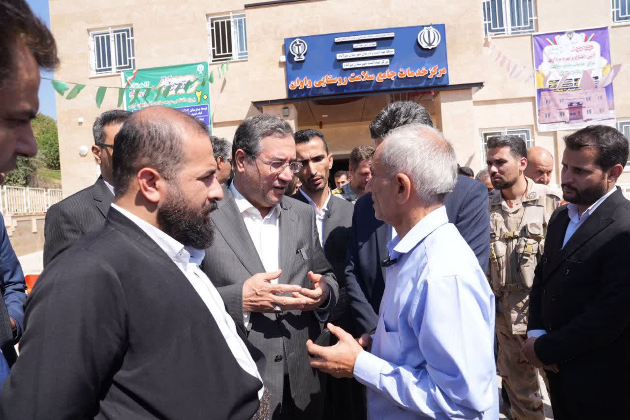بازدید استاندار آذربایجانغربی از مرکز خدمات جامع سلامت روستایی واوان + تصاویر