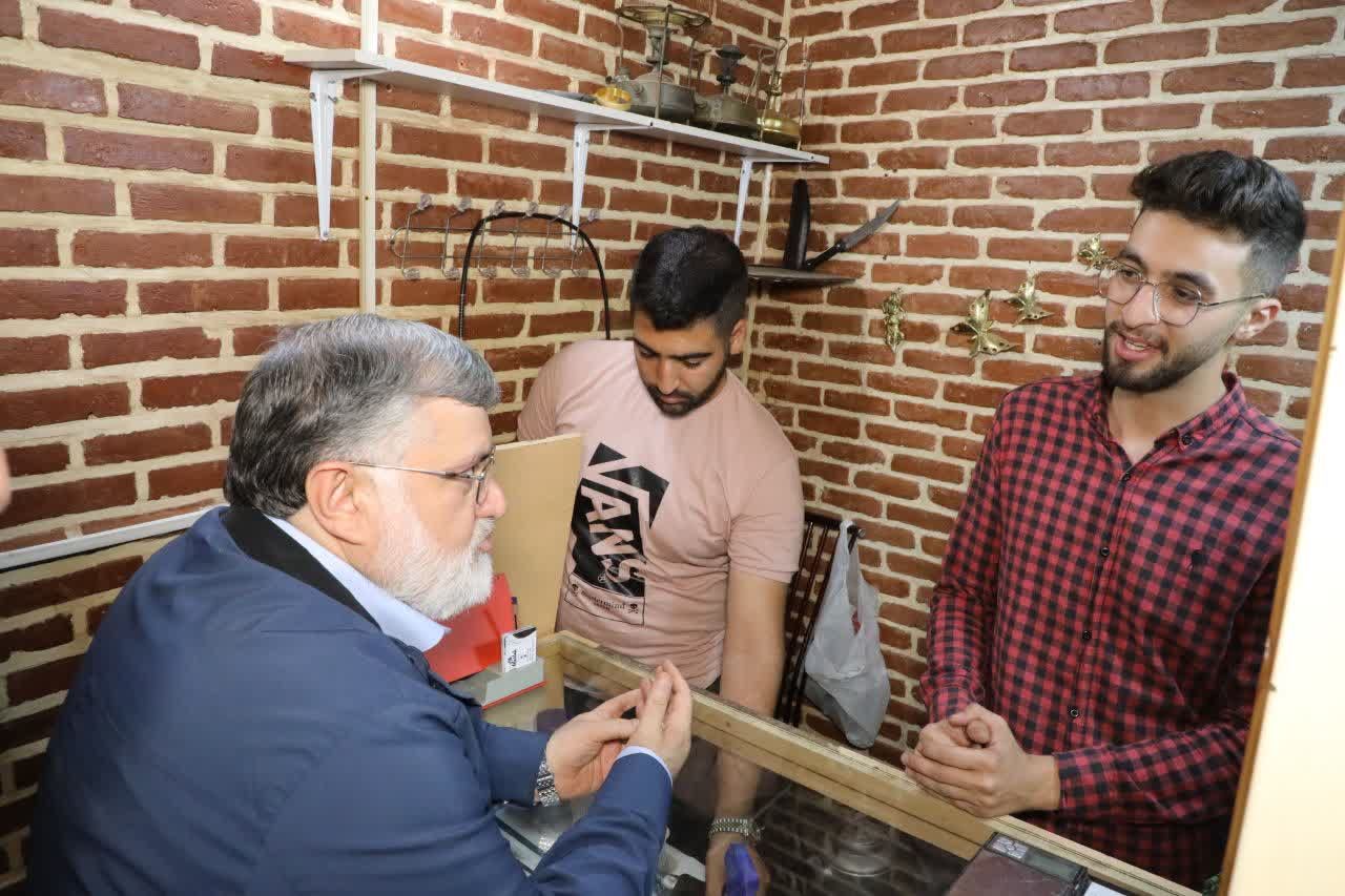 بازدید استاندار آذربایجانغربی از بازار قدیمی ارومیه + تصاویر