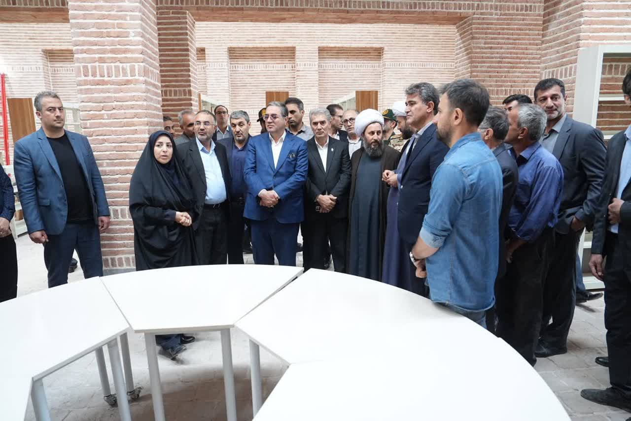 استاندار آذربایجانغربی روند تکمیل بارگاه شمس تبریزی را بررسی کرد