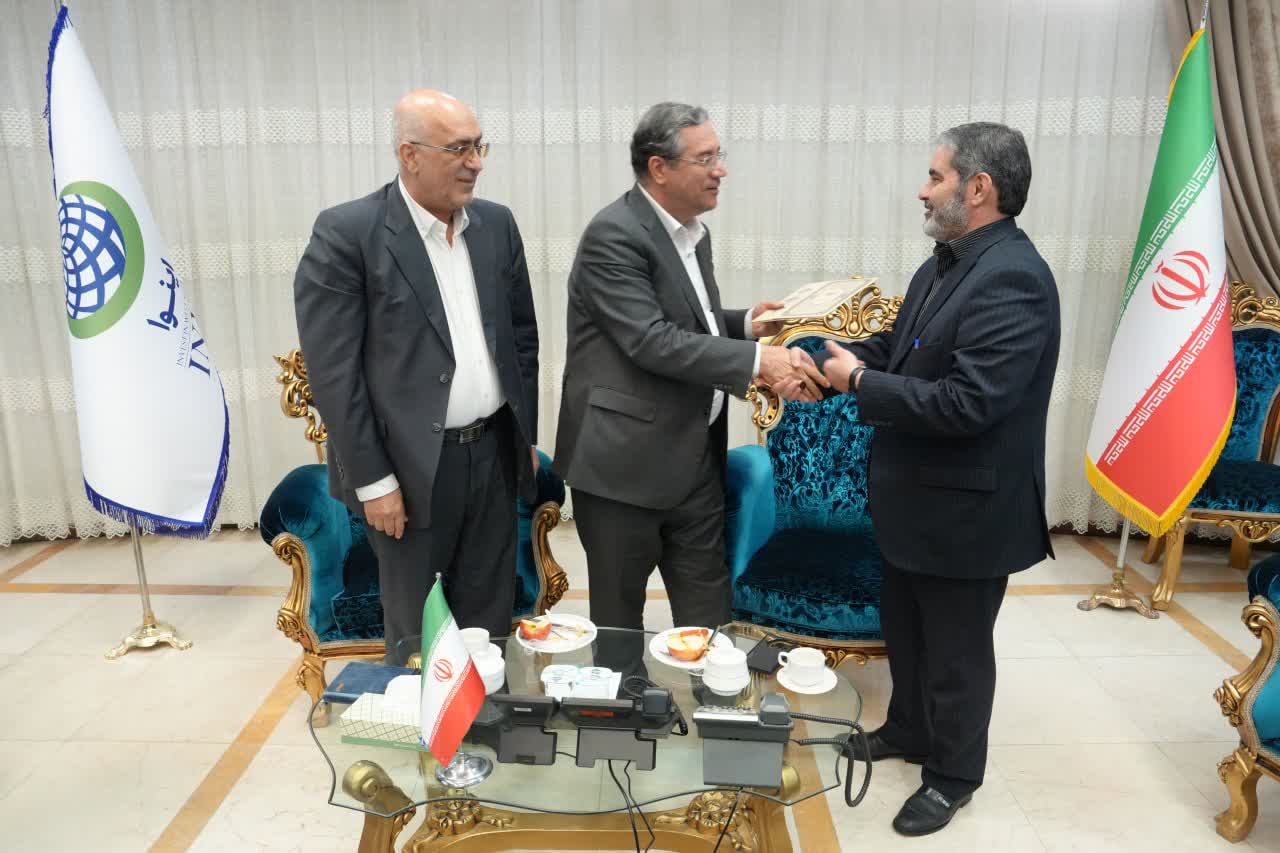 دیدار رئیس امور برنامه و بودجه استانهای سازمان برنامه و بودجه کشور با استاندار آذربایجانغربی + تصاویر