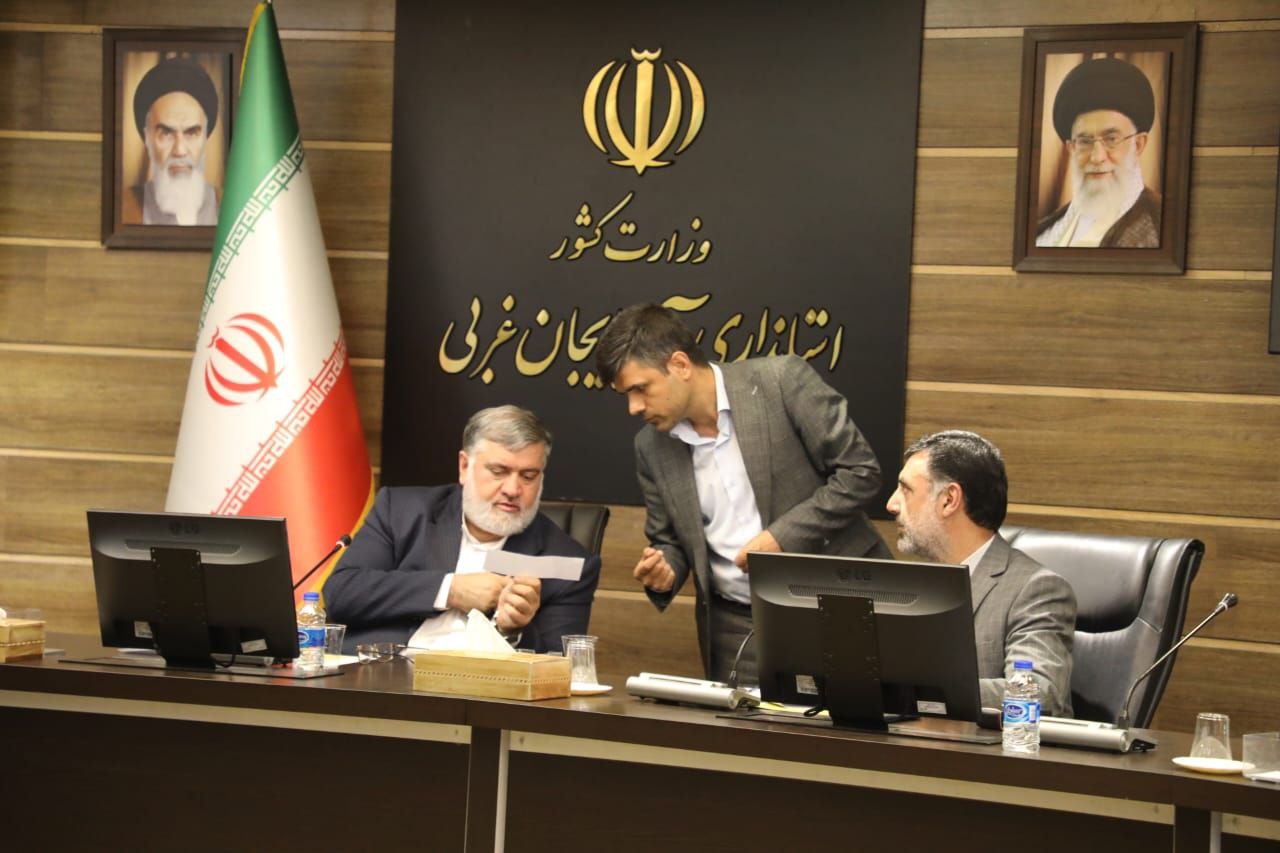 آلبوم تصویری / برگزاری جلسه محرومیت زدایی از محلات کم برخوردار کوی سالار، رشادت و لاله ارومیه