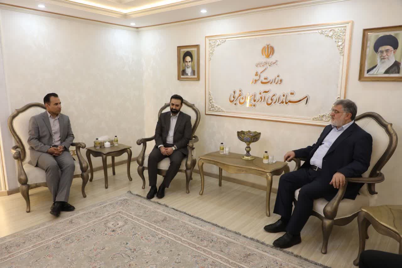 دیدار معاون امور جوانان وزارت ورزش و جوانان و دبیر شورای عالی جوانان کشور با استاندار آذربایجانغربی + تصاویر