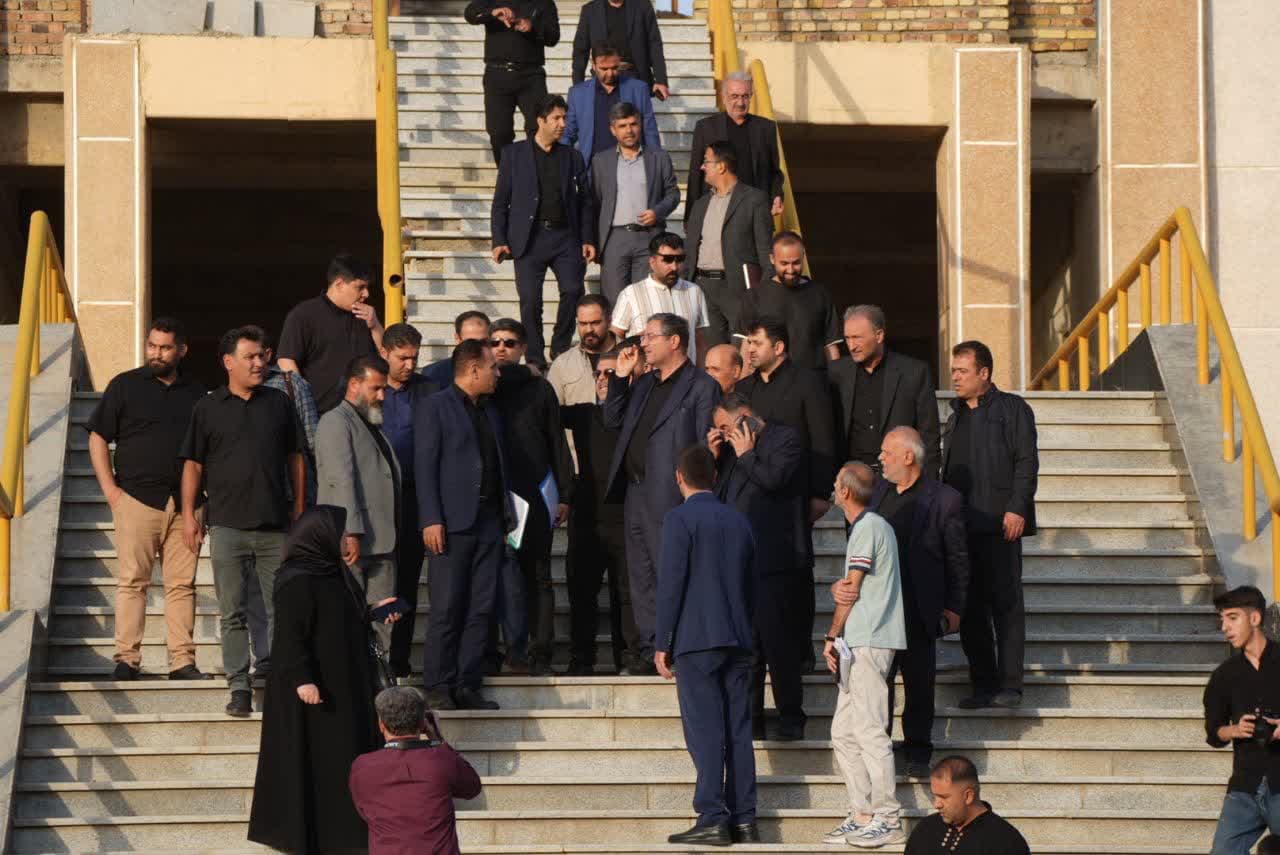 بازدید استاندار آذربایجانغربی از ورزشگاه 15 هزار نفری شهید باکری ارومیه + تصاویر