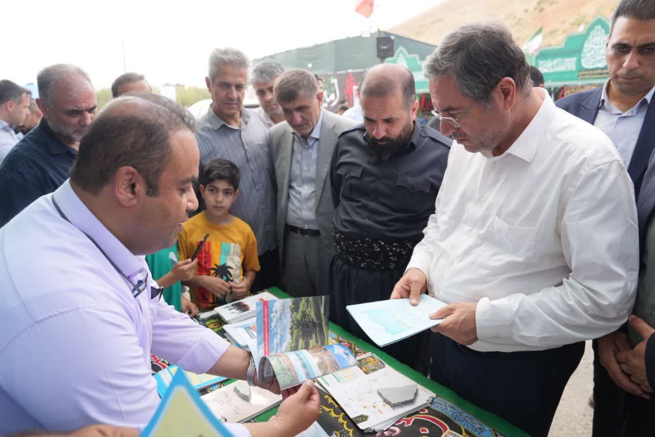 بازدید استاندار آذربایجانغربی از روند ارائه خدمات به زائران اربعین حسینی + تصاویر