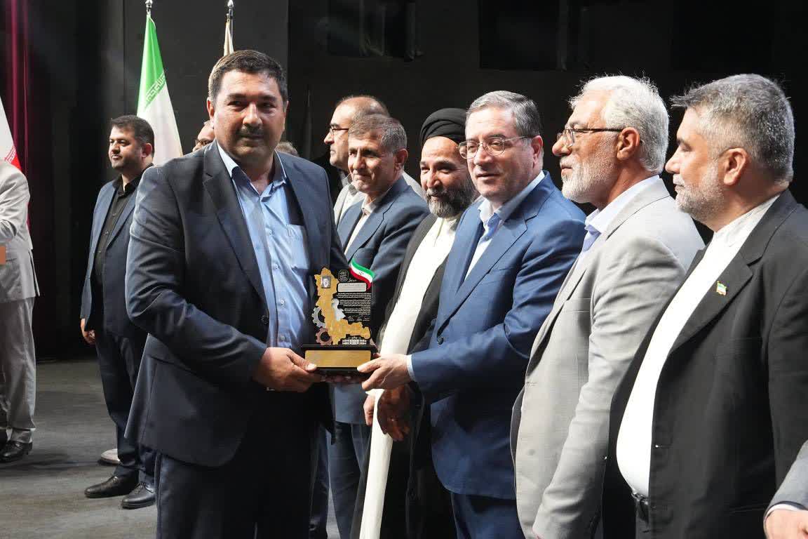 آلبوم تصویری / تجلیل از سرمایههای فرهنگی، اقتصادی و اجتماعی آذربایجانغربی