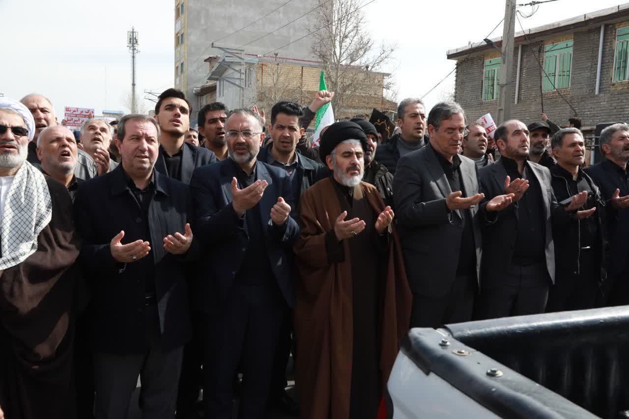 تشییع پیکر شهدای جنگ رمضان در ارومیه + تصاویر