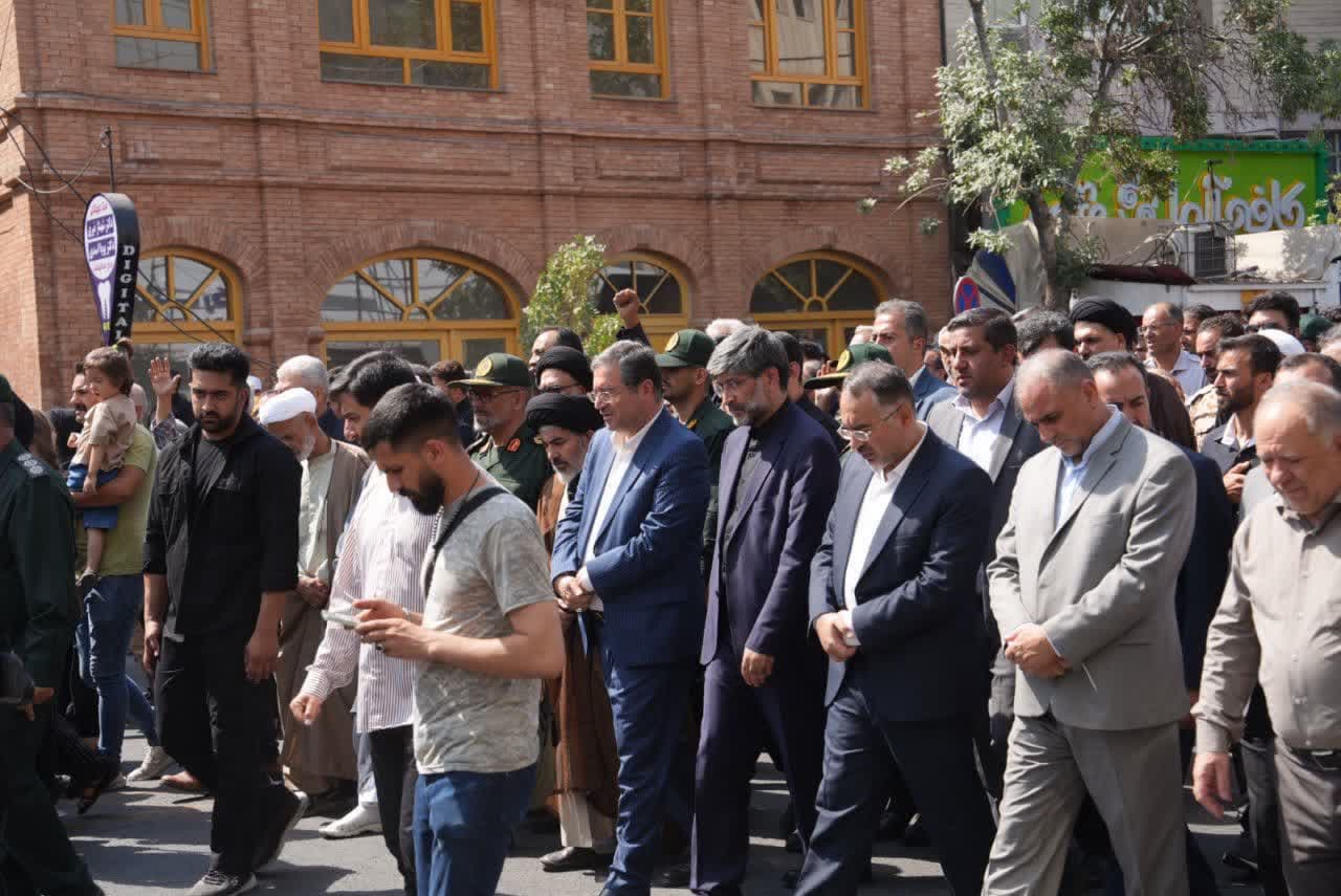 تشییع پیکر مطهر شهید جواد نارنجی در ارومیه + تصاویر