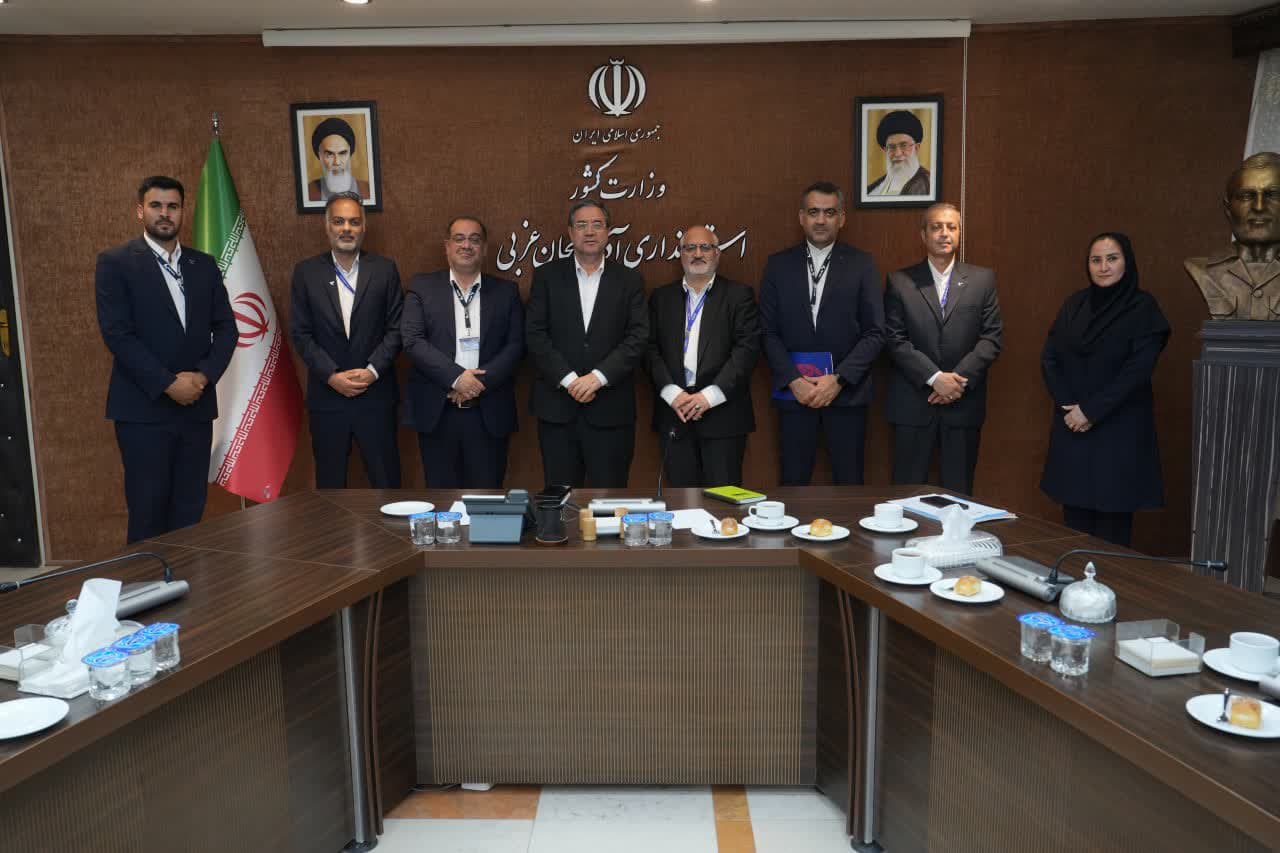 دیدار جمعی از مدیران ایران ایر با استاندار آذربایجانغربی + تصاویر